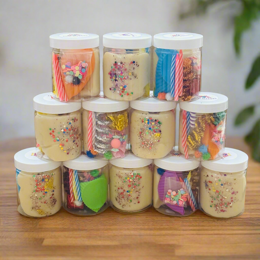 CUSTOM FAVORS